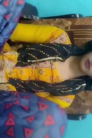 Sex with My cute newly married neighbour bhabhi, desi bhabhi sex video in hindi audio