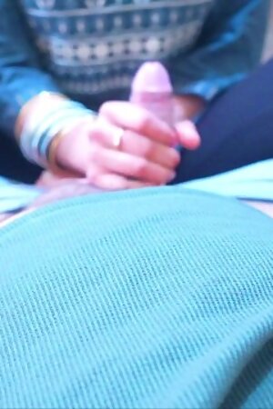 Indian Desi Bhabhi Rukhsara had an Affair with Boss Fucked her in Dress while Husband was not at Hom