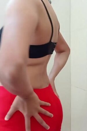 Muslim Girl Shave her Pink Pussy - සුදු පූසගේ ලස්සන ලෙවකන්න හිතෙනවා