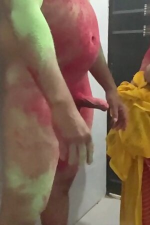 Desi Maid got Fucked when she found Landlord Naked on Holi Eve (Real Hindi Audio)