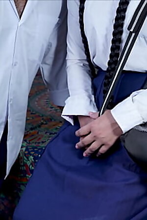 Indian XXX sacoool in hindi XXX