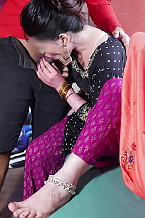 Indian Step Sister Step Brother XXX in hindi